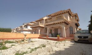 OFFER! Sunny Semi Detached Villa with Car included in Lomas de Cabo Roig. Ref:ks5146