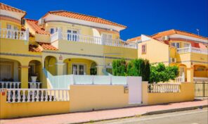 OFFER! Fully Renovated 3 bed Townhouse in Villamartin. Ref:ks5160