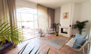 Fully Renovated 3 bed One level Townhouse in Playa Flamenca. Ref:ks5250